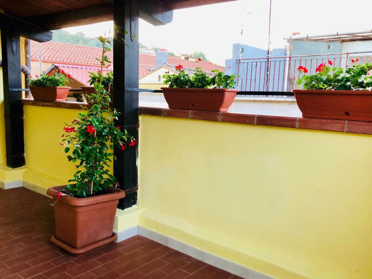 Il Terrazzino Iglesias Acomodação com café da manhã Exterior foto